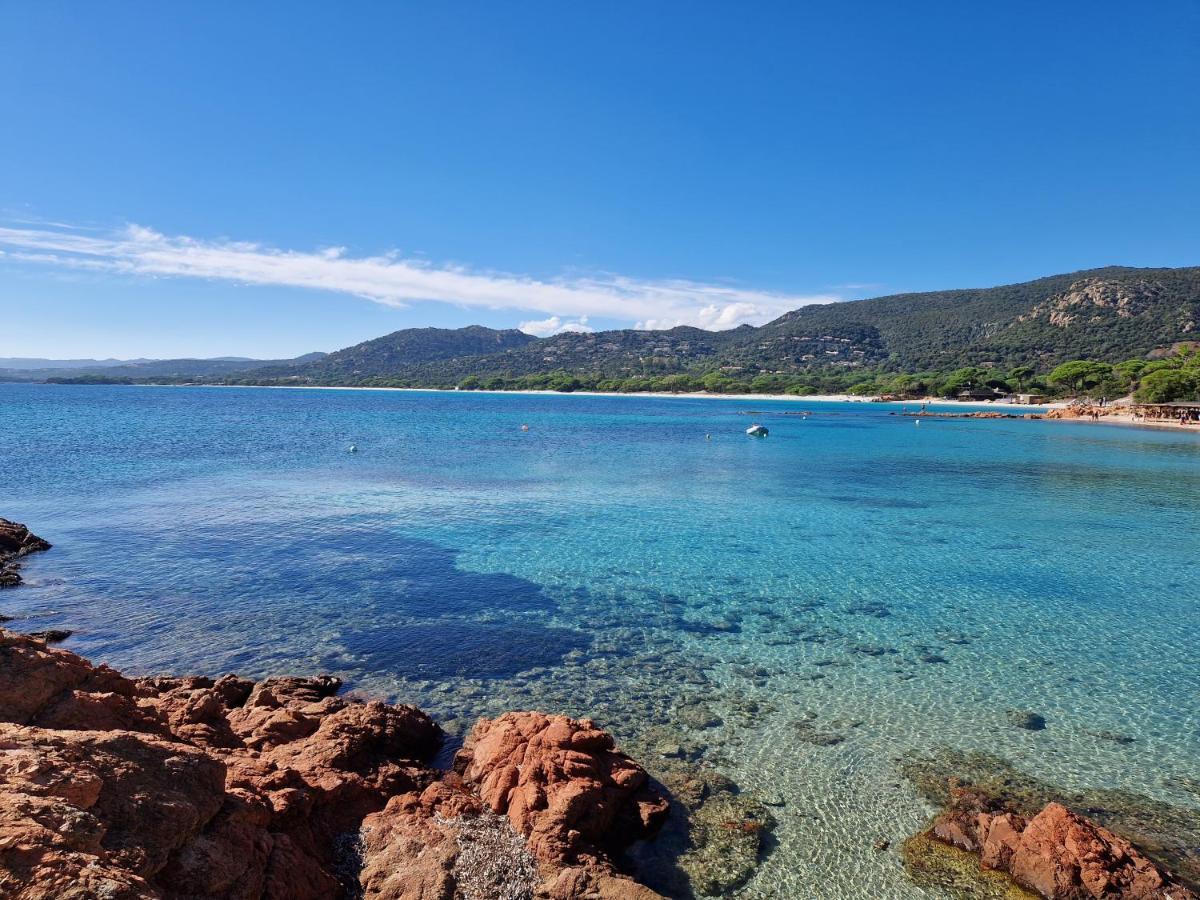 Ibis Styles Porto Vecchio Hotel Bagian luar foto