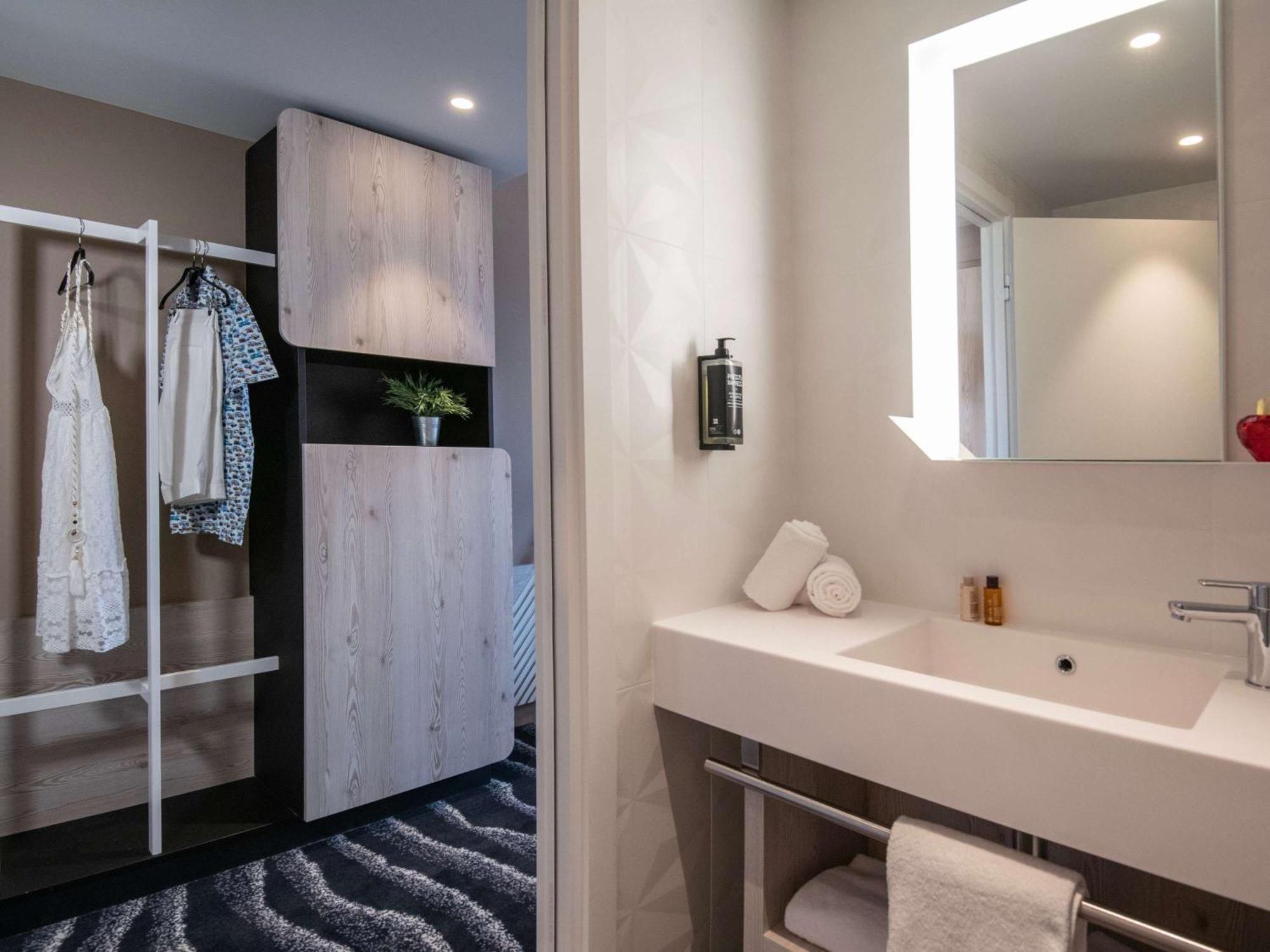 Ibis Styles Porto Vecchio Hotel Bagian luar foto