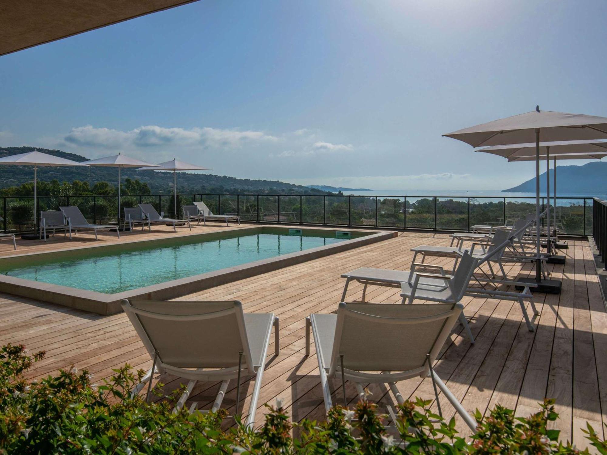 Ibis Styles Porto Vecchio Hotel Bagian luar foto